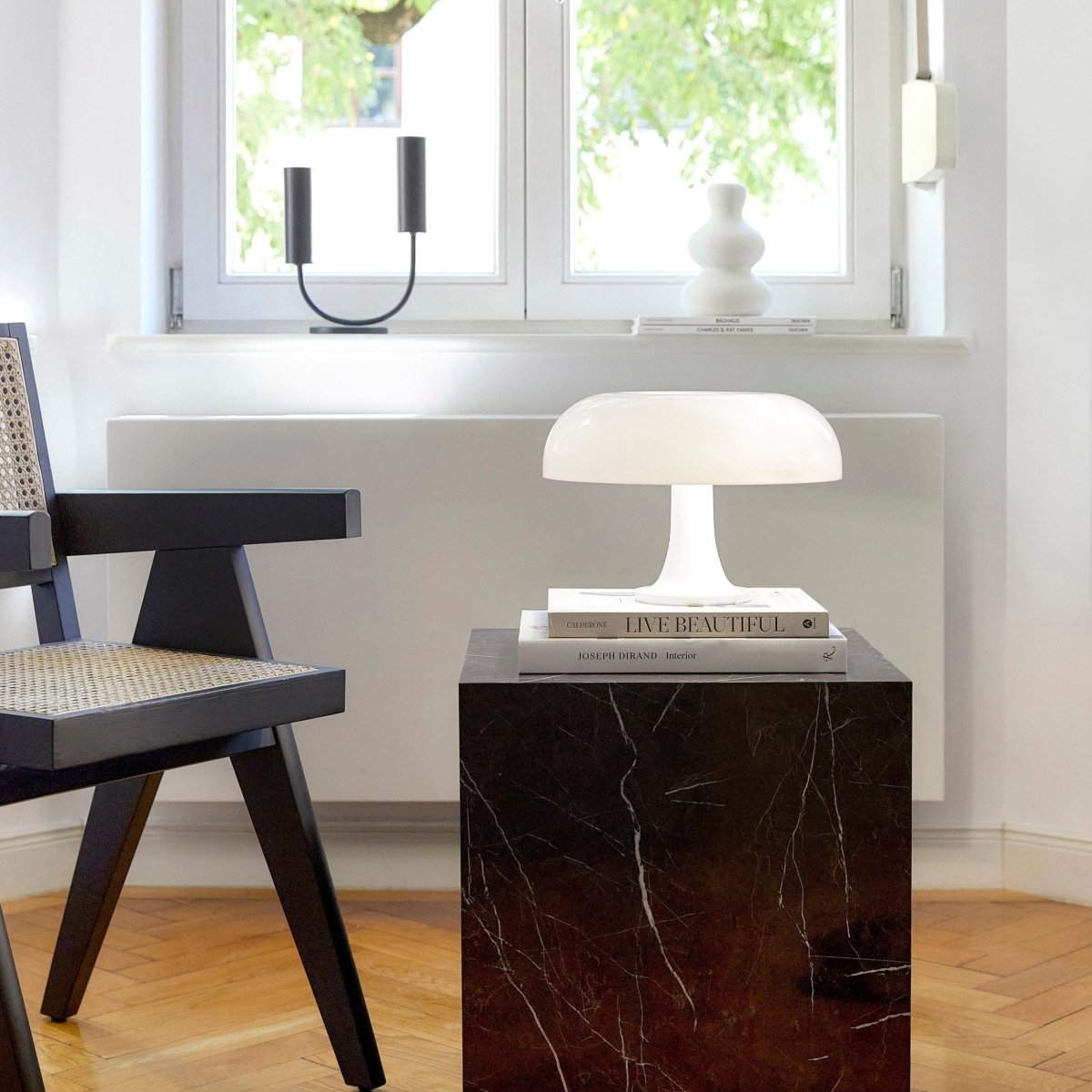 Mushroom Table Lamp Retro Vintage Style | Soft Ambient Glow for Bedrooms and Living Spaces | Iconic Decorative Lighting