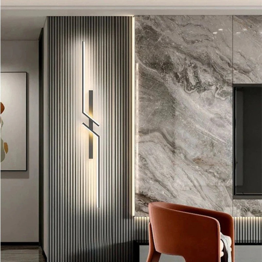 Contemporary Linear LED Wall Light