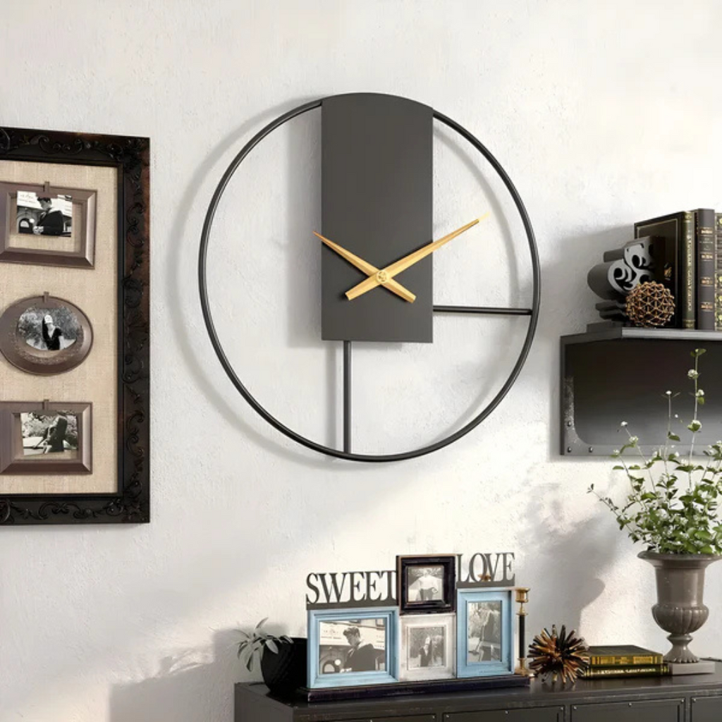 Minimalist Metal Wall Clock Silent Modern Timepiece