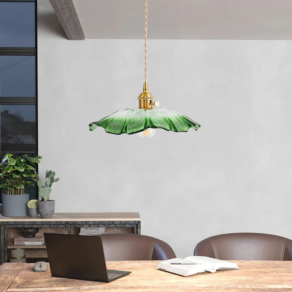 Flower Shaped Glass Pendant Lamp – Sculptural Romantic Warm Glow Design