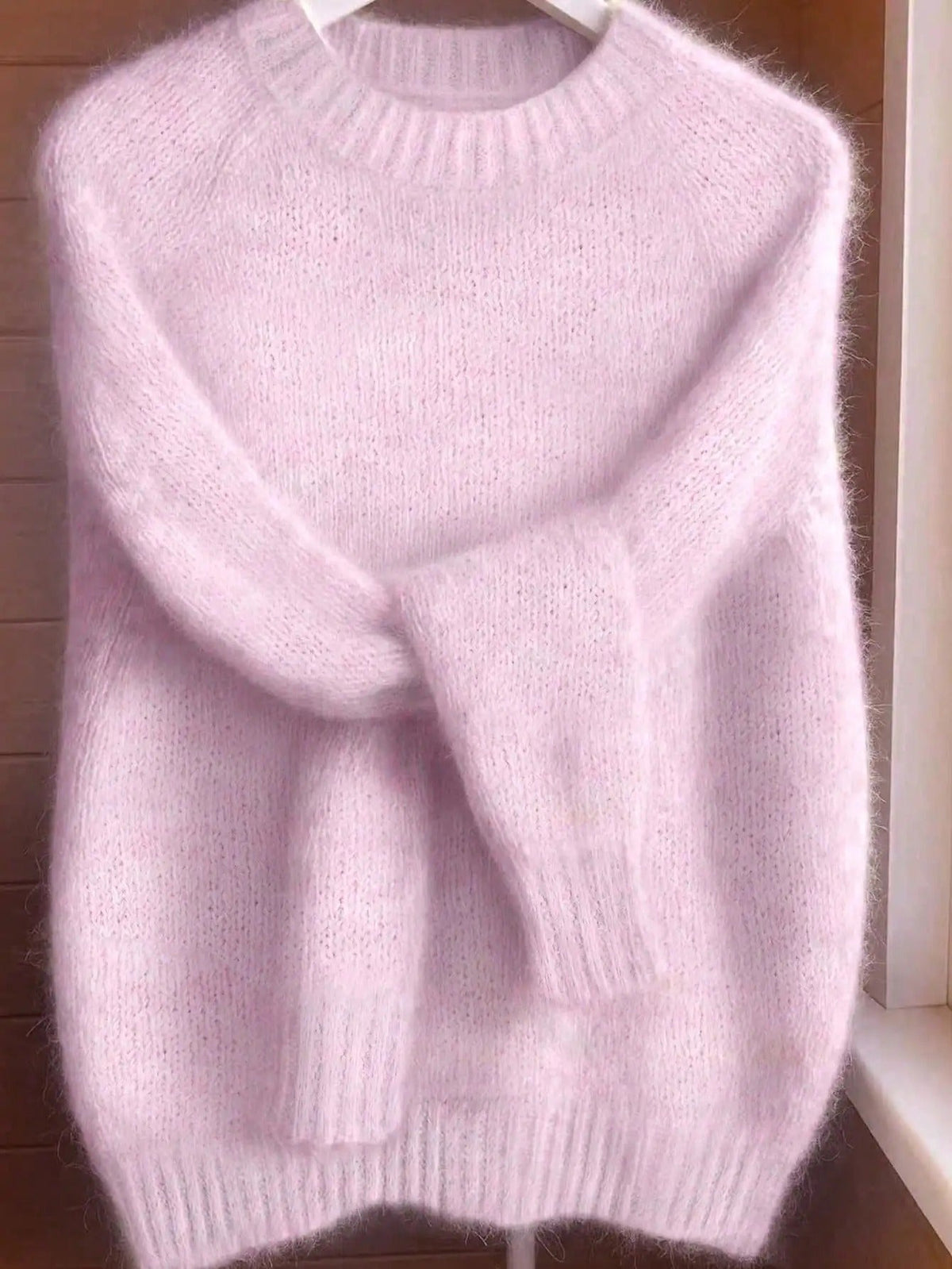Women's Soft Mohair Blend Sweater – Relaxed Fit Crew Neck Knit Pullover