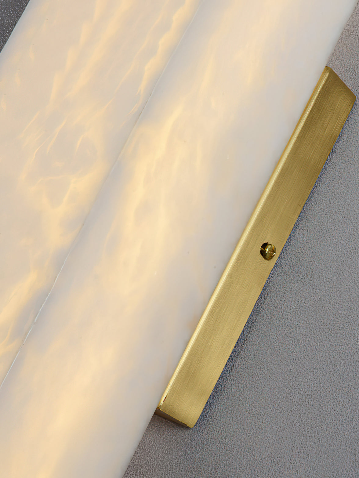 Wall Lamp Brass and Alabaster Integrated LED | Minimalist Modern Style | Natural Stone Pattern Sconce Lighting Fixture