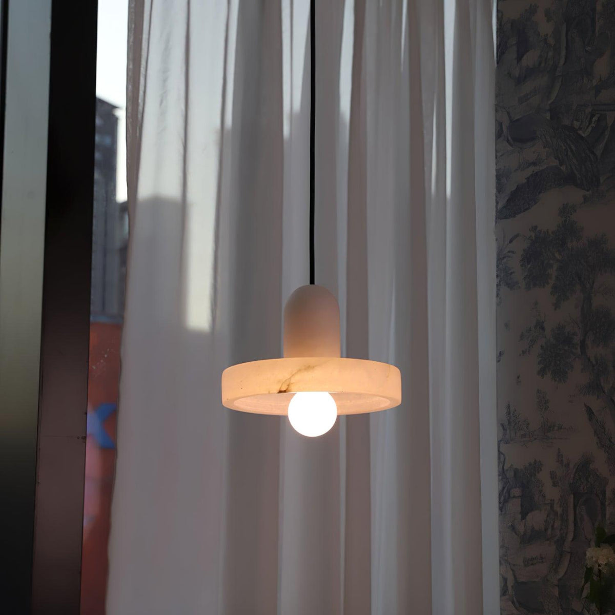 Alabaster Pendant Light | Natural Stone Stacked Design | Adjustable 150cm Cable for Custom Indoor Ceiling Lighting Setup