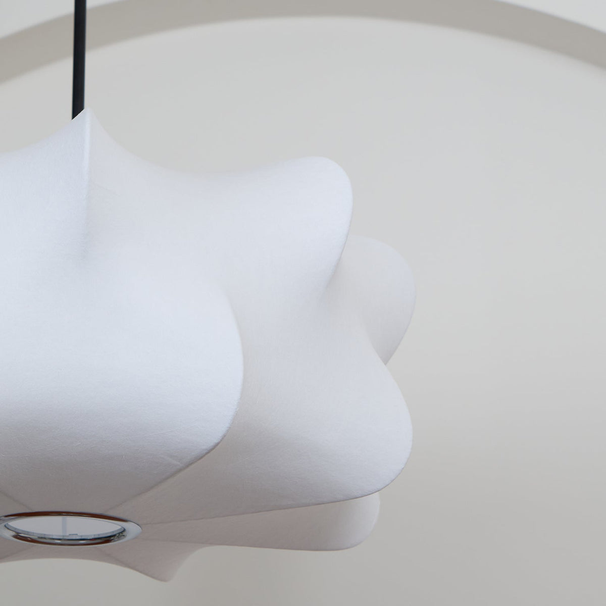 Mulberry Silk Pendant Light | Adjustable Metal Suspension | Soft Diffused Lighting for Living Rooms and Bedrooms