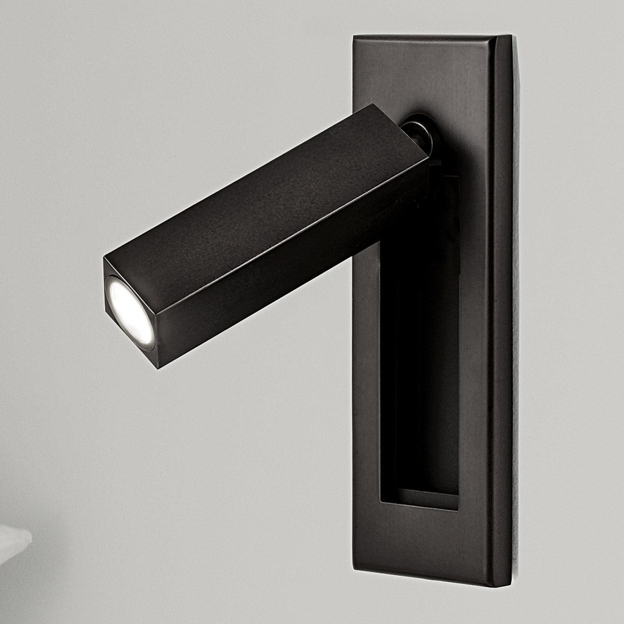 Minimalist Metal Wall Lamp