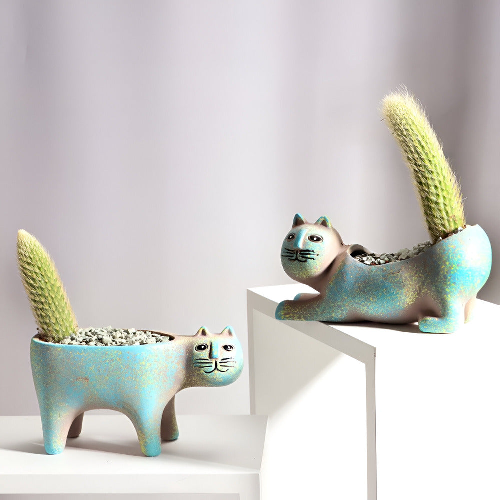 Charming Ceramic Flower Pot with Cat Design for Plants
