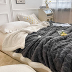Fleece Blanket 100% Polyester Double-Sided | Thick Ultra-Soft Material | Maximum Winter Warmth and Thermal Insulation