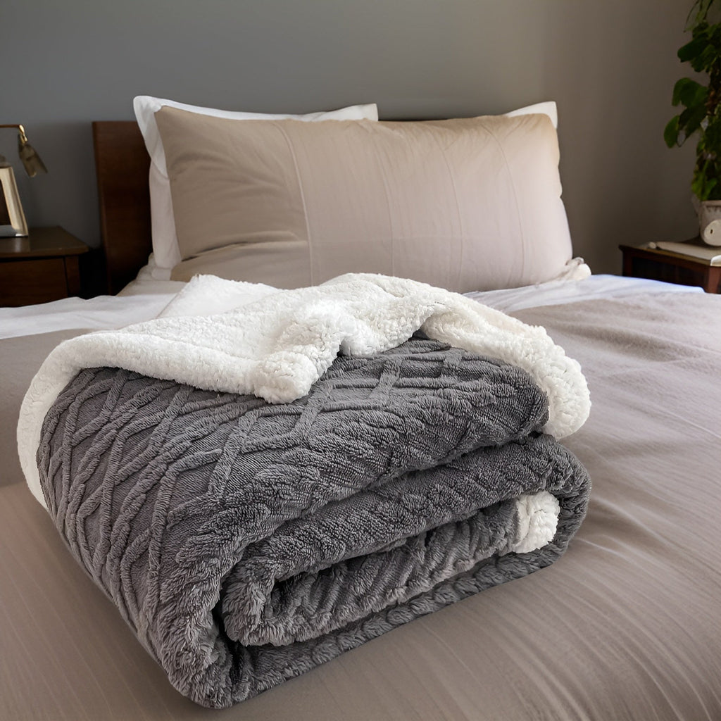 Fleece Blanket 100% Polyester Double-Sided | Thick Ultra-Soft Material | Maximum Winter Warmth and Thermal Insulation