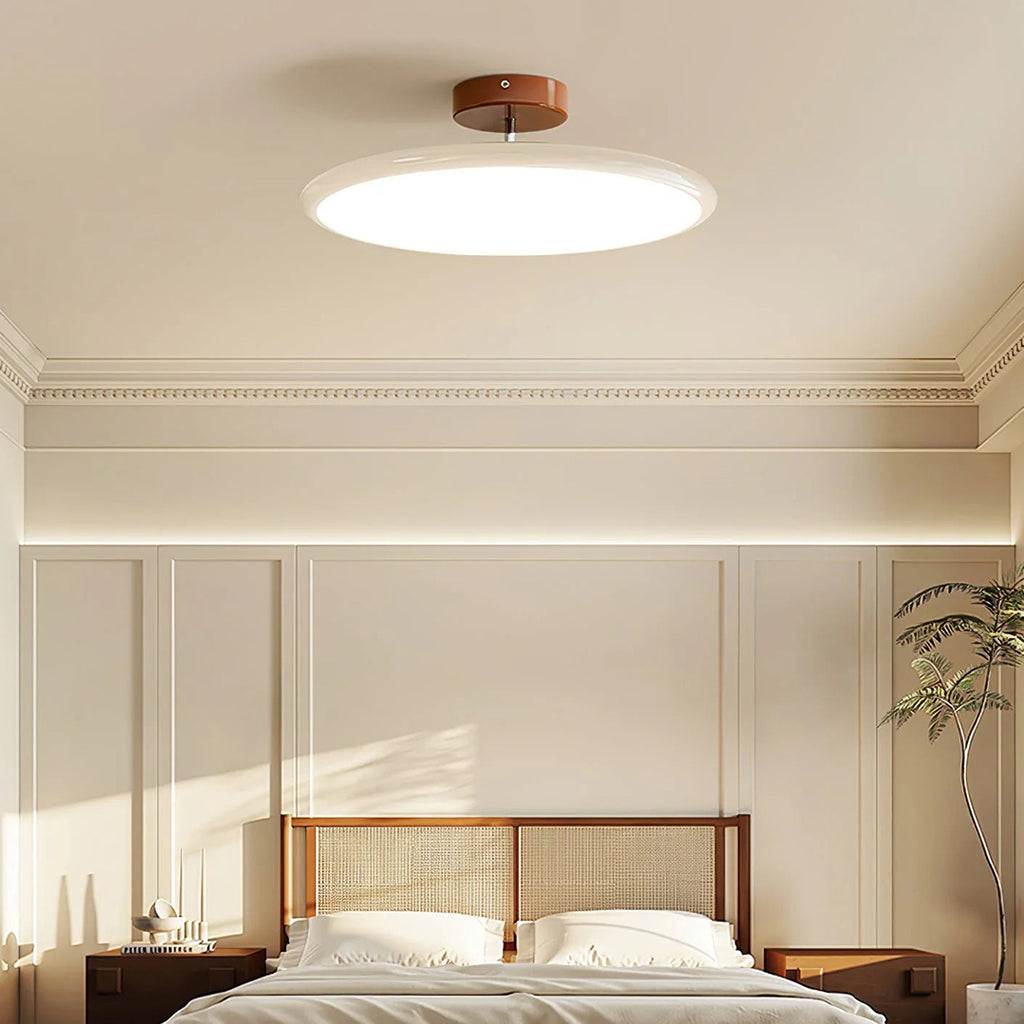 Adjustable Ceiling Lamp – Minimalist Directional Design For Targeted Lighting