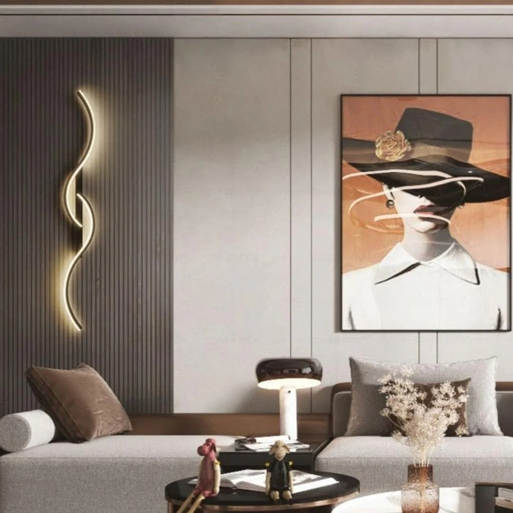 Contemporary Curved LED Wall Light