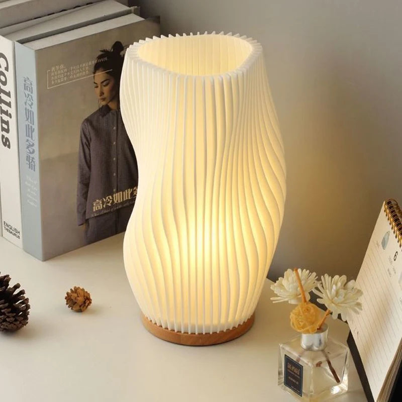 Modern Wavy Table Lamp Sculptural Ambient Light Contemporary Bedside Accent Lamp