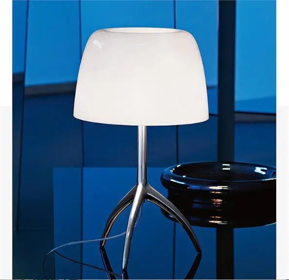 Tripod Desk Lamp Metal Construction | Bauhaus Style Home Office Lighting | Stable Base for Focused Reading Study and Work Tasks