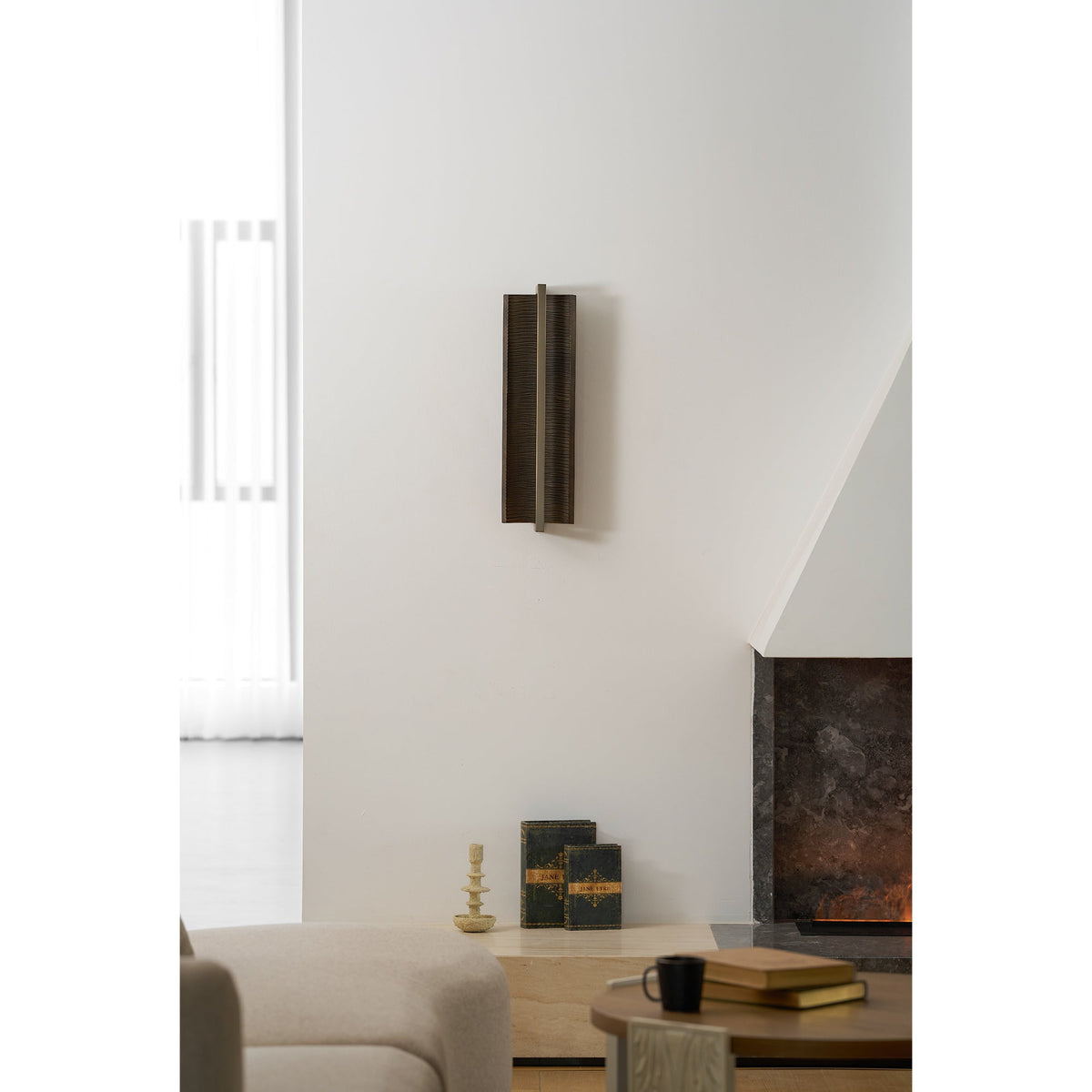 Indoor Wall Lamp Aluminium and Resin Integrated LED Warm Light | Triac Dimming Compatible Lighting for Living Room and Bedroom