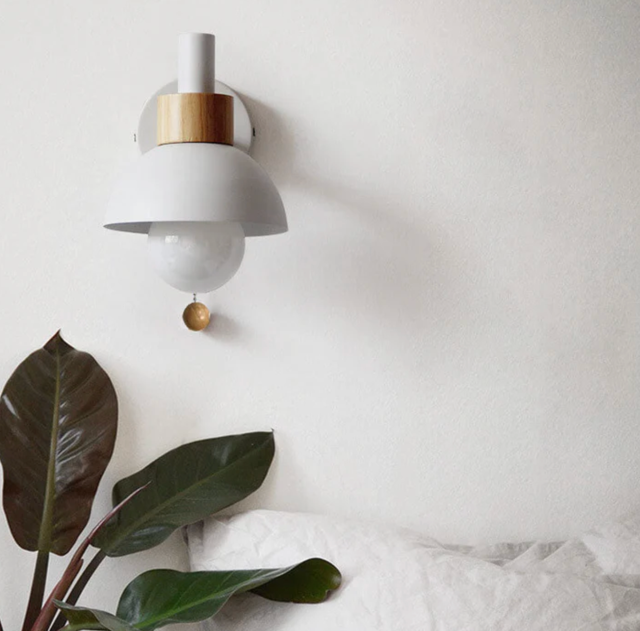 Wall Light Wood and Iron 16 cm x 15 cm x 10 cm | Pull Chain Switch | Space-Saving Wall Mounted LED Ambient Lighting