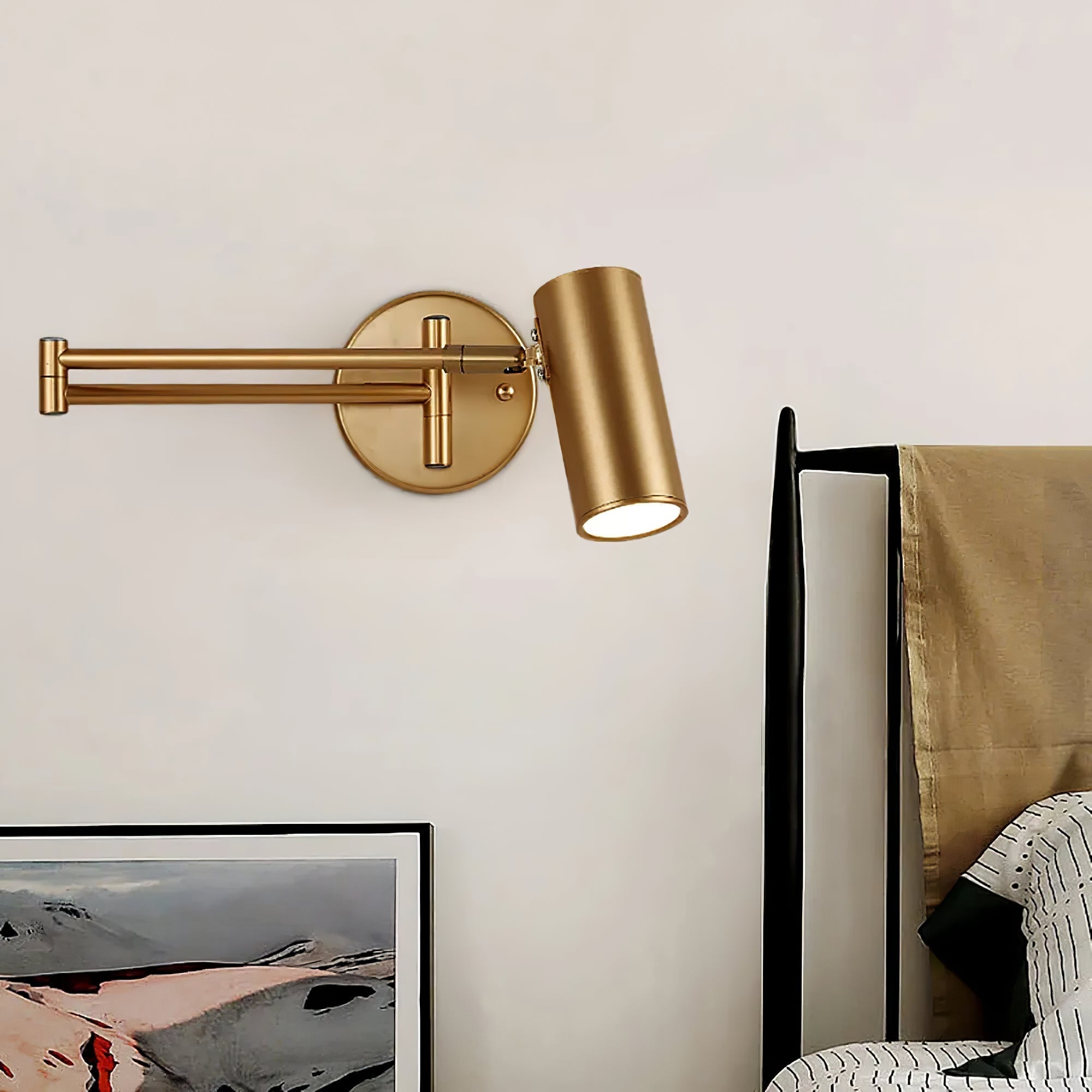 Adjustable Metal Wall Lamp