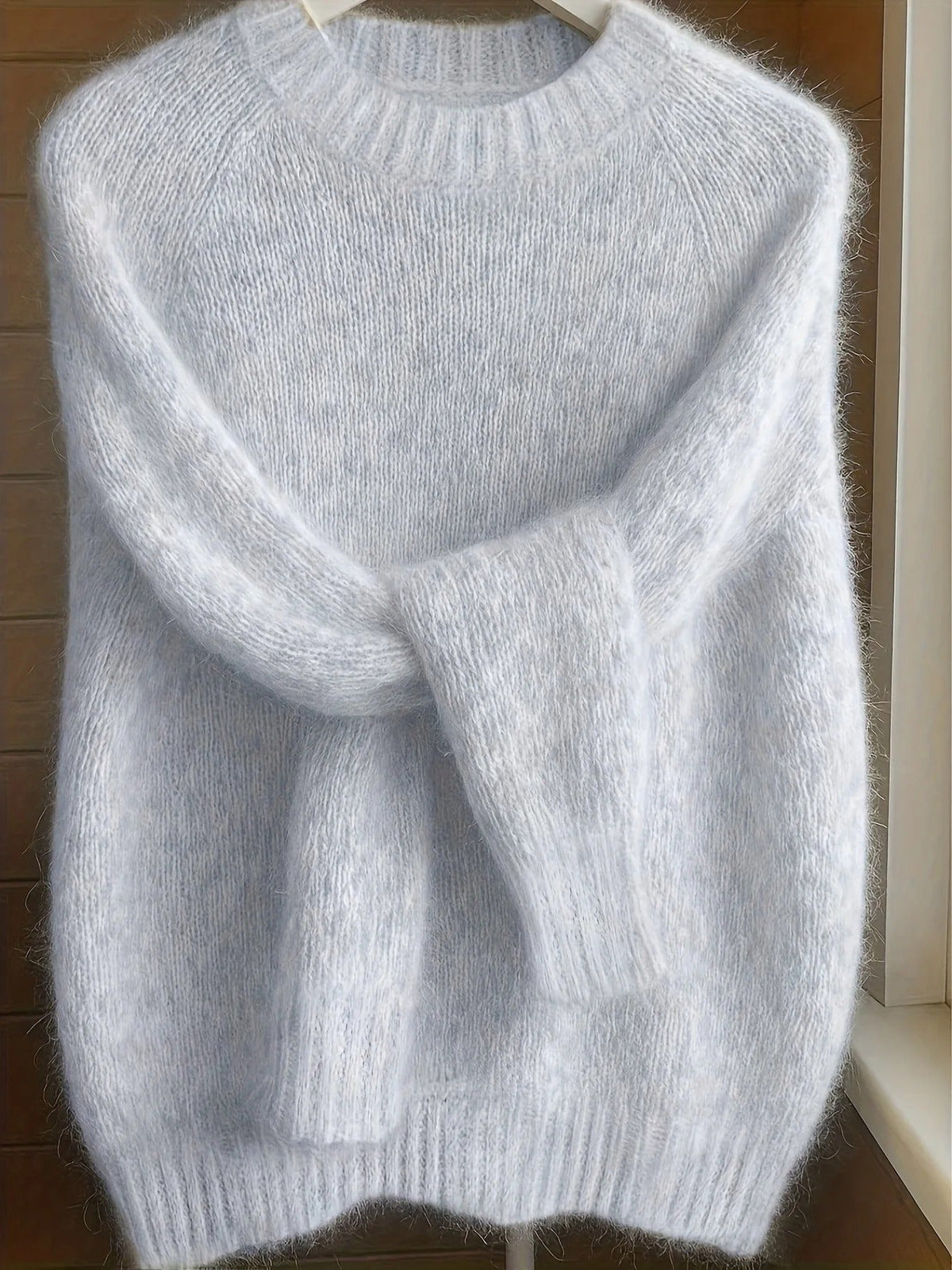 Women's Soft Mohair Blend Sweater – Relaxed Fit Crew Neck Knit Pullover
