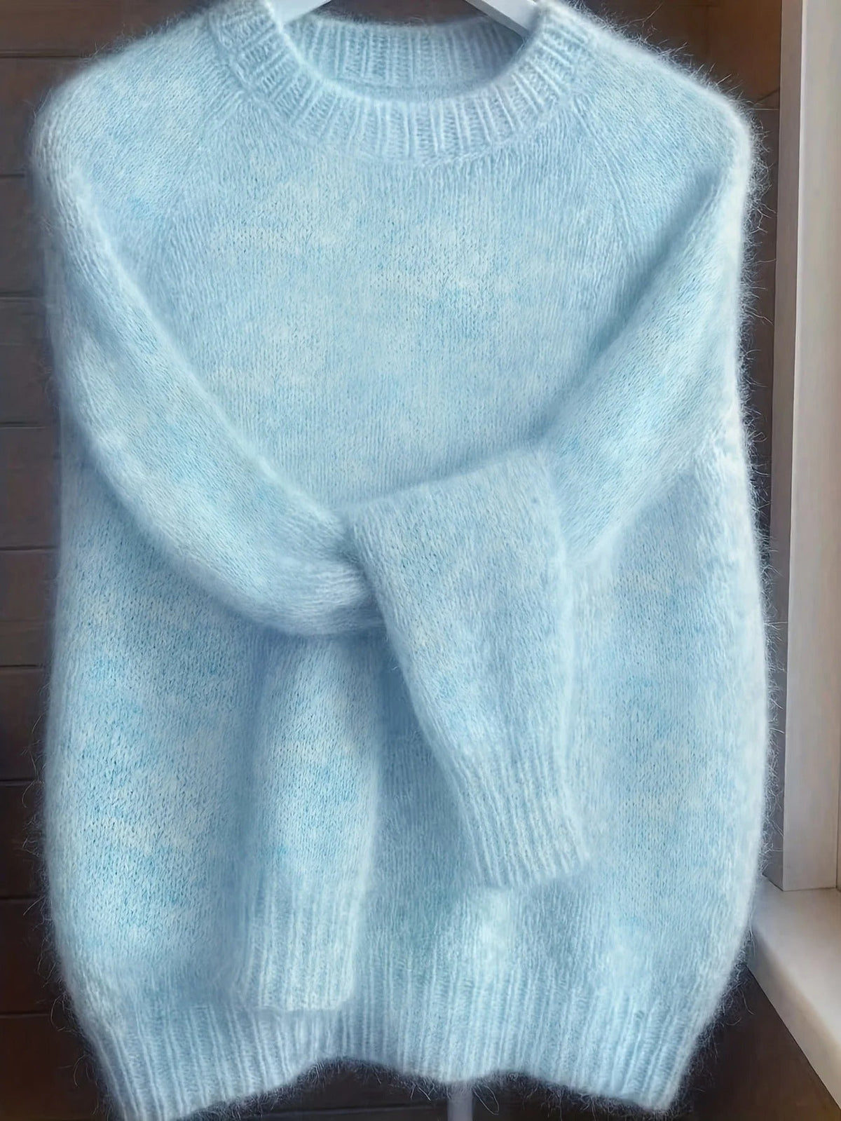 Women's Soft Mohair Blend Sweater – Relaxed Fit Crew Neck Knit Pullover