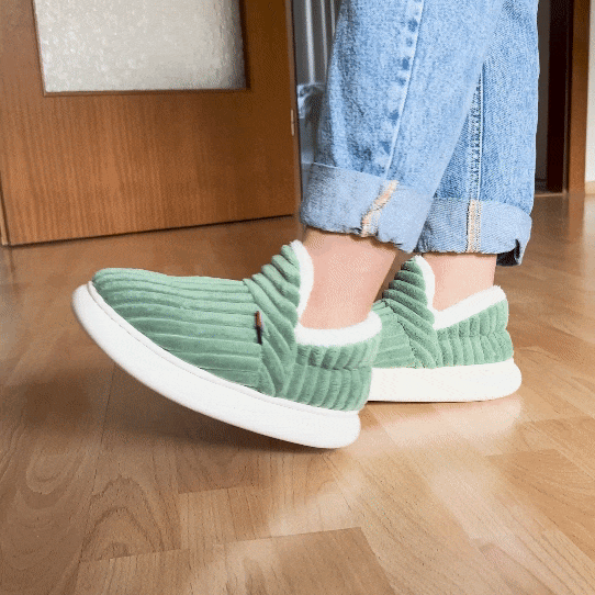 Warm Fluffy Winter Slippers with Fleece Lining and Anti-Slip Sole | Comfortable Indoor House Shoes for Men and Women