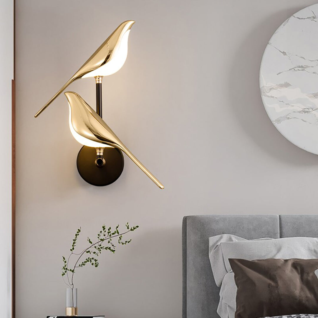 Bird Shaped Wall Lamp – Sculptural Modern Design With Gold Accents